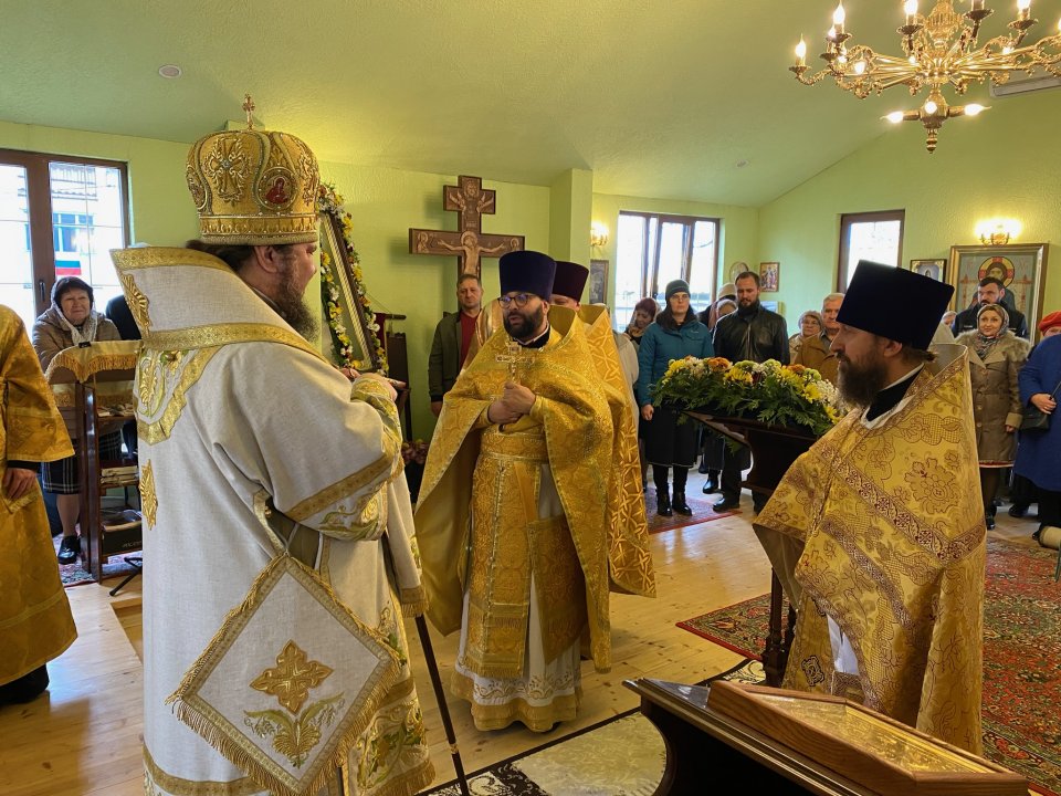 Севастополь храм на большой морской утро