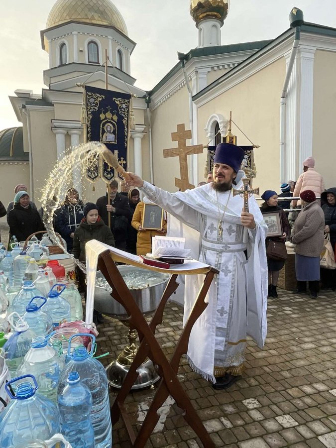 Севастополь храм на большой морской утро