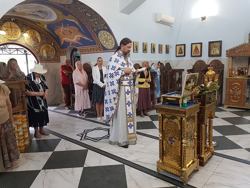 Храм Десногорск всех скорбящих священники